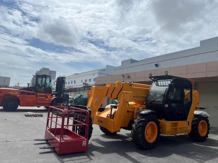 7 Ton 17Meter Telehandler