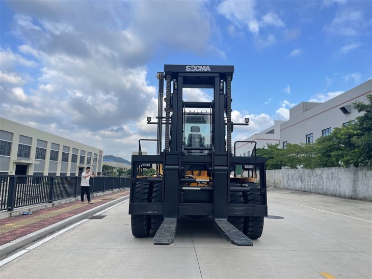 SOCMA 20T Electric Forklift 20 Ton Electric Forklift Lithium Battery